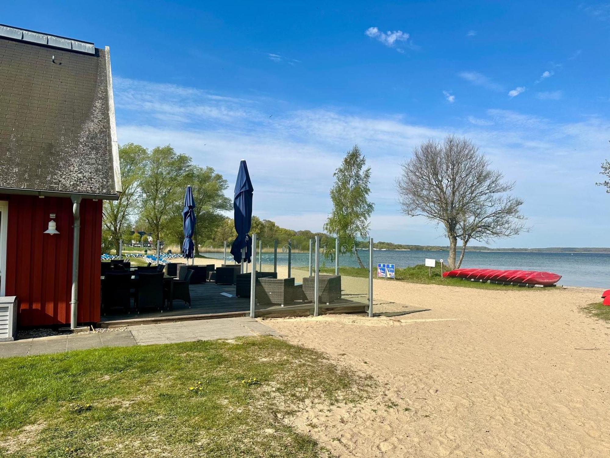 Kapitaens-Bungalow Am See Göhren-Lebbin Esterno foto